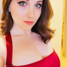 Horny Curvy TiGht Pussy Available For Fuck