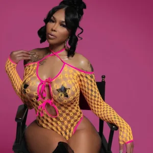 Natalia Banks where elegance meets a little bit of trouble