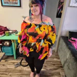 Big sexy fun and skilled lets play in blackhawk tonight