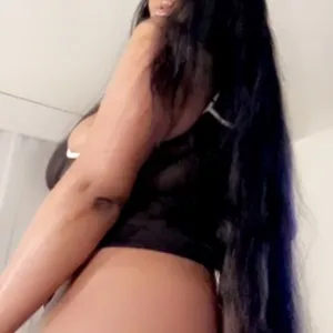 SWEET PeTite Treat Here For A Short Time Not A Long Time in Dallas - Women Seeking Men