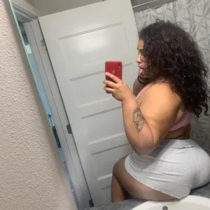 availble incall out call availble now in Des Moines - Women Seeking Men