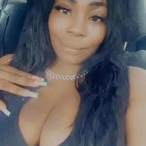 chocolate goddess ready to please u!!!