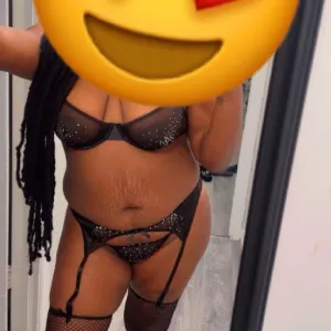 PRETTY CHOCOLATE FUN OUTCALLS ONLY!!