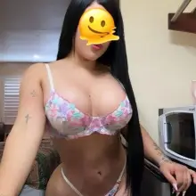 CHICA CALIENTE DISPONIBLE YA PASALO SUPER RICO CONMIGO ME GUSTA