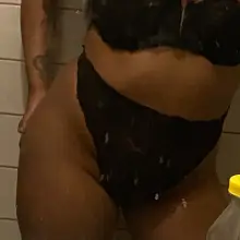 Pretty & Petite Thick lets have FUN 2-3 girl specials TEXT ME FOR MORE