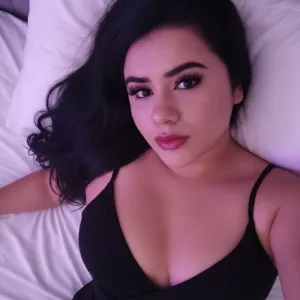 NYC Curvy Colombian Latina FaceTime Show Ready
