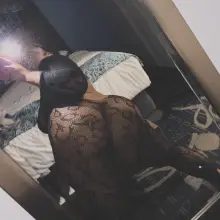 ( INCALL ONLY ) Cum let me suck that nut out