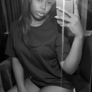 Your favorite 6ft Stallion Slut - Cum have some fun !! in Phoenix - Women Seeking Men