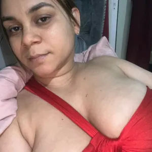 beautiful woman new in your city.