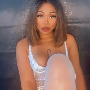 SUPER SOAKER ASIAN-BLASIAN in Raleigh - Women Seeking Men
