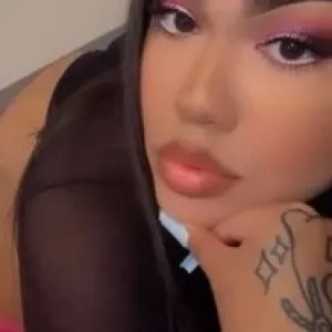 Juicyy Peachyy