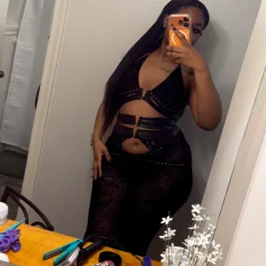 Too Fine To Scroll Past in New York - Women Seeking Men