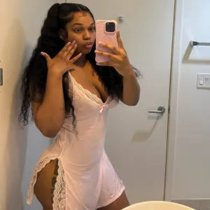 sumn so sexy in New York - Women Seeking Men