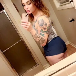 If you aint at the beach with erika then where you at Whatsapp 334-4 in New York - Women Seeking Men