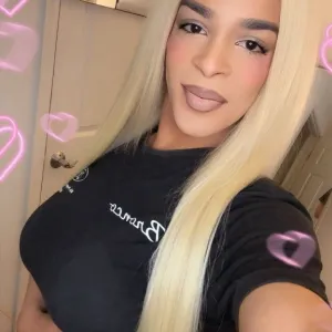 Latina mami