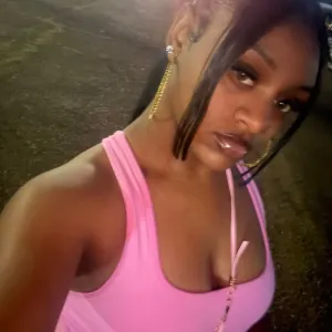 Discreet classy encounters for distinguished gents only Incall & Outcall in Tucson - Women Seeking Men