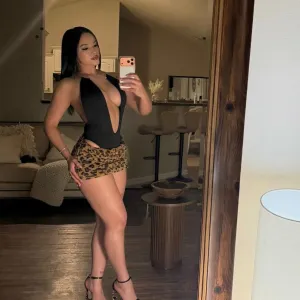 tender and affectionate, accommodating to those who give me love in Tucson - Women Seeking Men