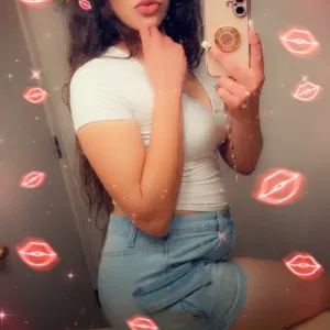 I'm Going To Keep It Short Simple and Sweet in Tucson - Women Seeking Men