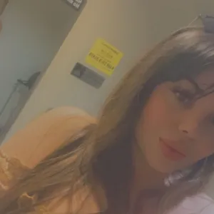 curvy latina uncut fully funtional milky Tgirl in Tucson - Women Seeking Men