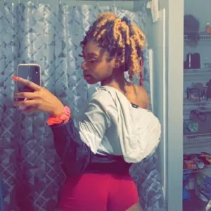 Looking for some fun come hang with me in Minneapolis - Women Seeking Men