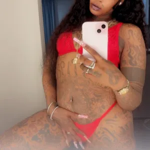 THE TATTED XXX RATED PORNSTAR THAT DOES IT ALL