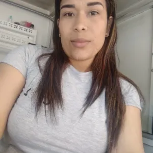 SOY EXTRELLA latina nueva en tu ciudad soy de venezuela