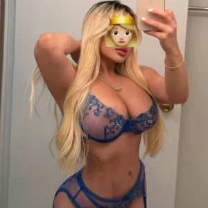 Sweet, Friendly & Ready to Meet