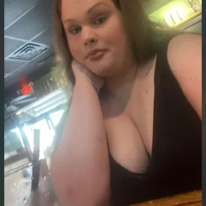 White BBW Ts FaceTime shows spicy content and meet ups in Winston Salem - Women Seeking Men